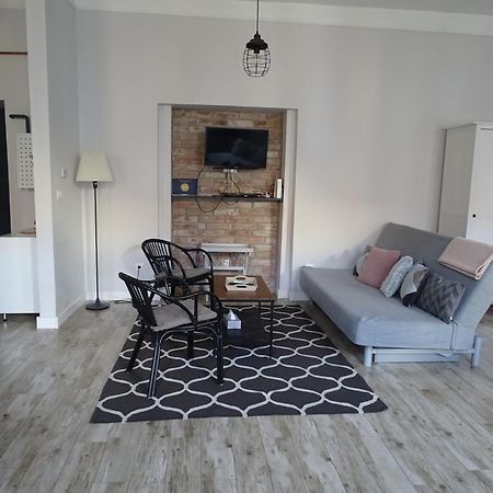 Ovaros Apartman Veszprém المظهر الخارجي الصورة