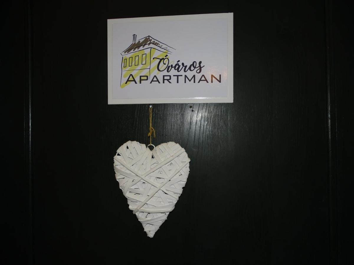 Ovaros Apartman Veszprém المظهر الخارجي الصورة