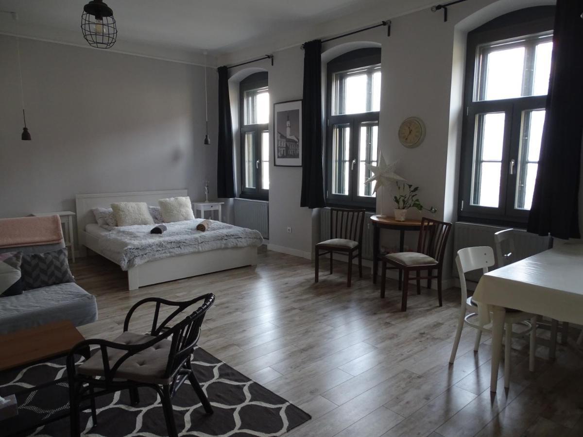 Ovaros Apartman Veszprém المظهر الخارجي الصورة