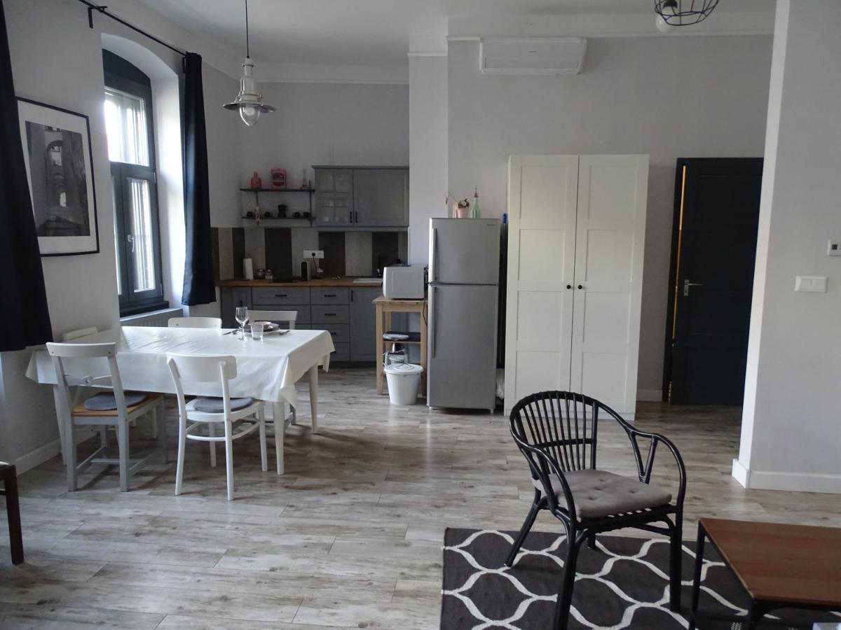 Ovaros Apartman Veszprém المظهر الخارجي الصورة