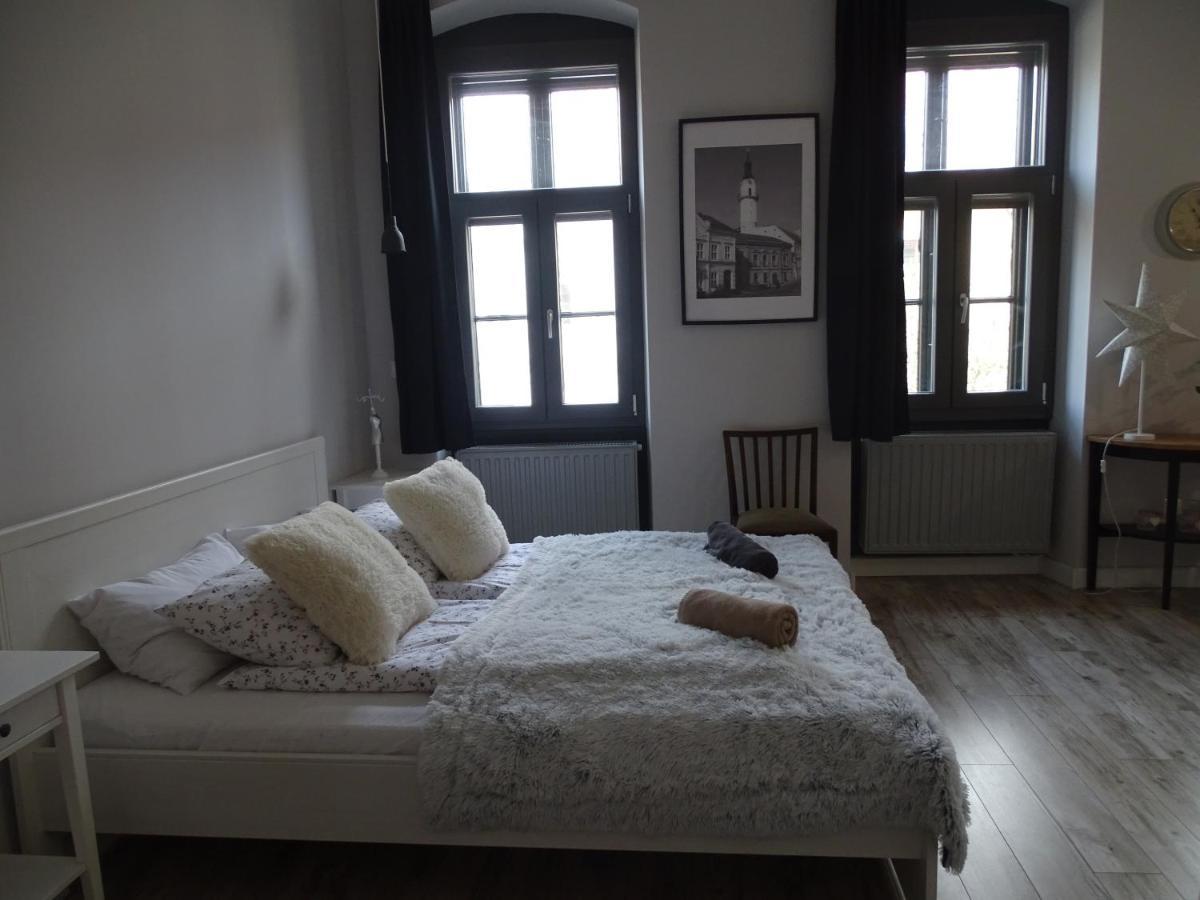 Ovaros Apartman Veszprém المظهر الخارجي الصورة
