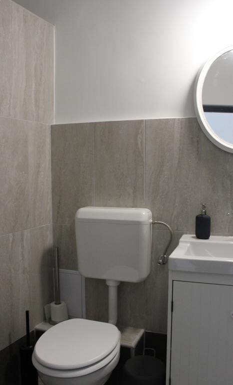 Ovaros Apartman Veszprém المظهر الخارجي الصورة