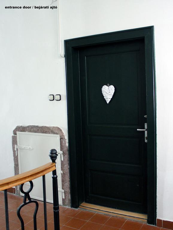 Ovaros Apartman Veszprém المظهر الخارجي الصورة