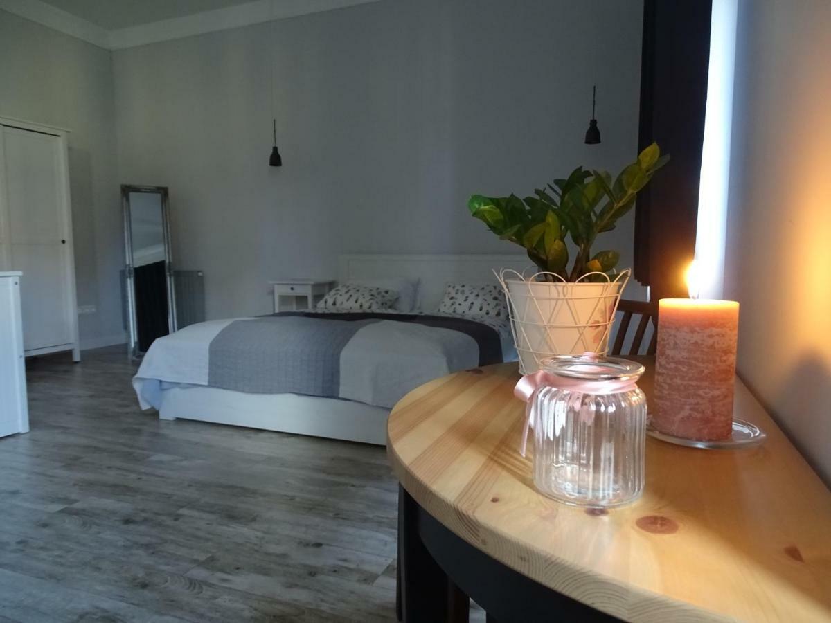 Ovaros Apartman Veszprém المظهر الخارجي الصورة